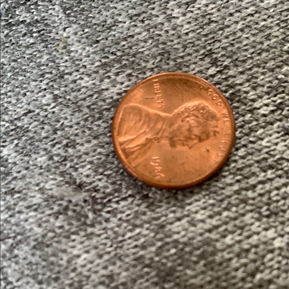 Gray Quarter-Zip Pullover - image 4